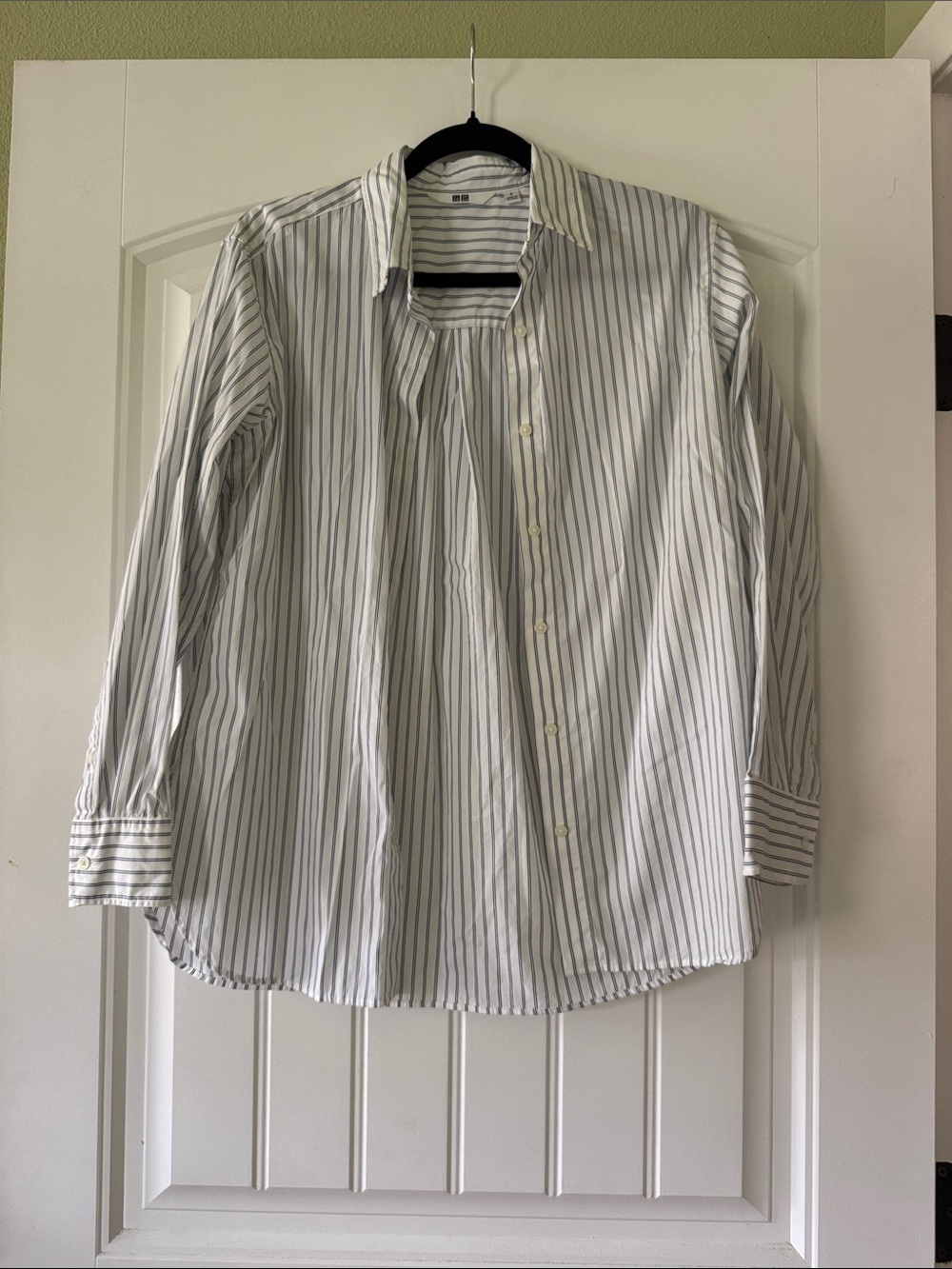 Uniqlo White Long-Sleeve Shirt with Thin Navy Stripes